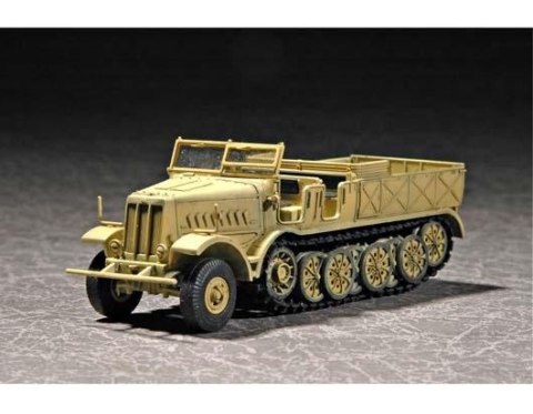 Model plastikowy niemiecki sd.kfz.9 schwere zugkraftwagen 18t typ f3 Model plastikowy niemiecki sd.kfz.9 schwere zugkraftwagen 18t typ f3