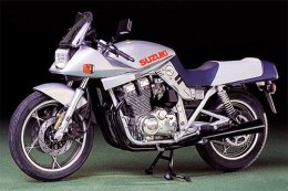 Model plastikowy suzuki gsx1100s katana kit