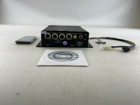 Profesjonalny rejestrator trasy dvr ahd z obsługą do 4 kamer Profesjonalny rejestrator trasy dvr ahd z obsługą do 4 kamer