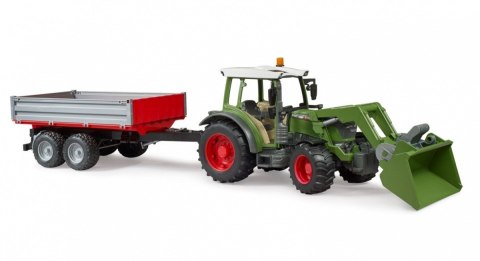 Ciągnik fendt vario 211 z ładowaczem czołowym i wywrotką Ciągnik fendt vario 211 z ładowaczem czołowym i wywrotką