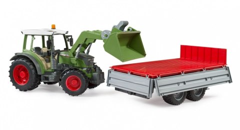 Ciągnik fendt vario 211 z ładowaczem czołowym i wywrotką Ciągnik fendt vario 211 z ładowaczem czołowym i wywrotką