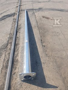 SŁUP WIELOKĄT.SO5/3/60/F160+FUND.D16/1