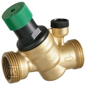 REGULATOR CIŚN.D04FM-3/4" GWINT WEW/ZEW