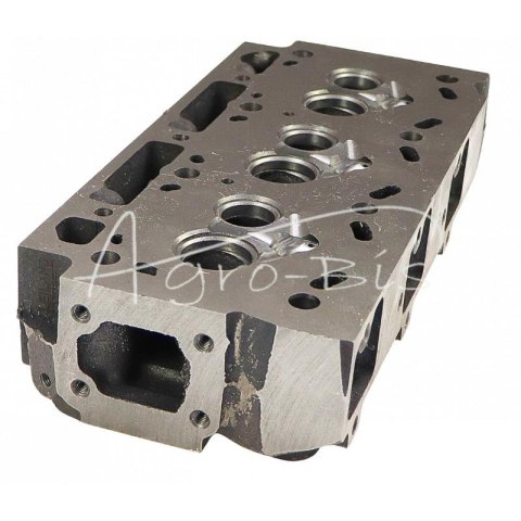 Głowica silnika 3D84-1 wtrysk pośredni Yanmar YM771058-11700 LEILAND Głowica silnika 3D84-1 wtrysk pośredni Yanmar YM771058-11700 LEILAND