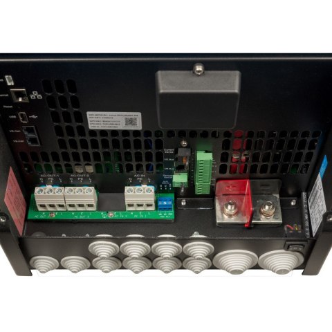 EasySolar-II 48/5000/70-50 MPPT 250/100 GX EasySolar-II 48/5000/70-50 MPPT 250/100 GX